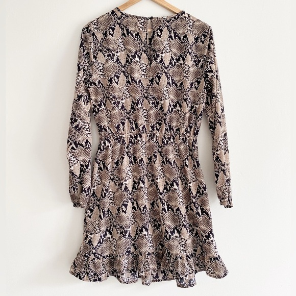Joe Fresh Snakeskin Print Ruffle Hem Long Sleeve Dress – Size Small - Picture 12 of 13